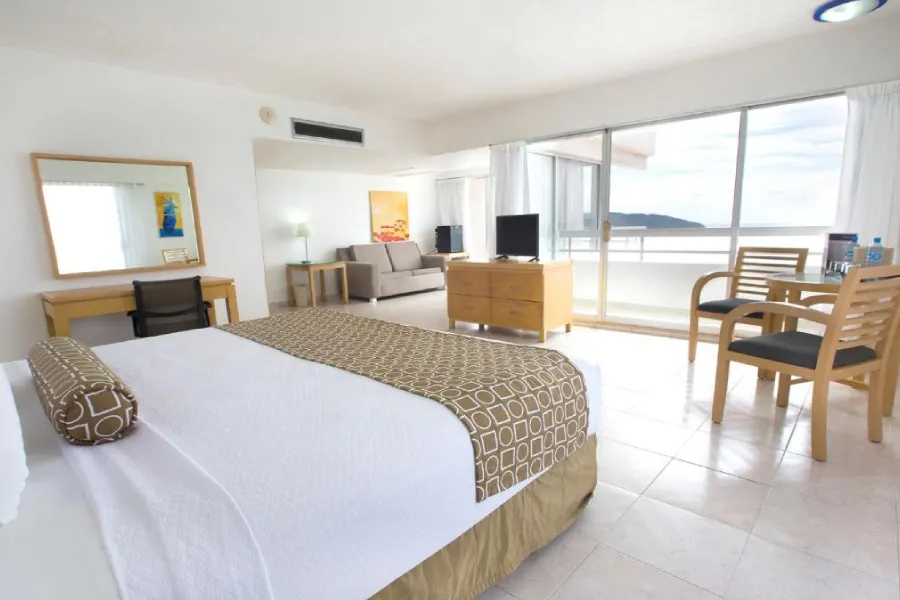 HS HOTSSON Hotel Acapulco